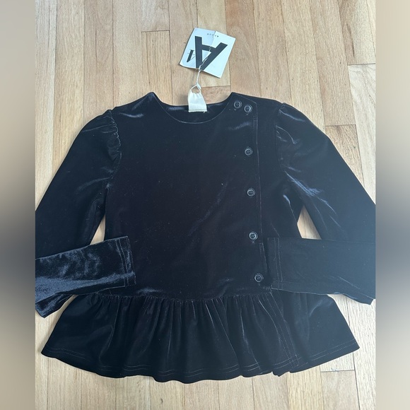 Other - NWT peplum velvet top